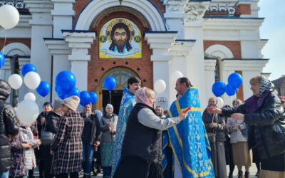 Праздник Благовещения встретили в Успенском соборе