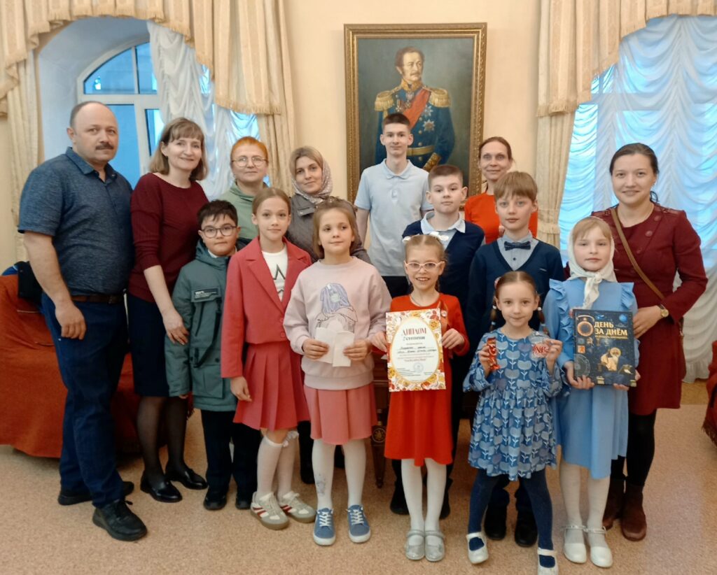 Воскресная школа Успенского собора заняла 1 место в квест-игре  «Пасха Красная»