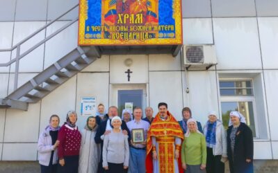 Божественная литургия в храме при краевом онкоцентре