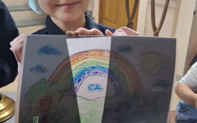 О свете и тьме рассуждали ученики на занятии в воскресной школе