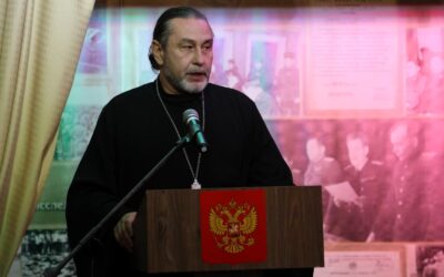 Хабаровский священник поздравил ветеранов войск правопорядка с профессиональным праздником