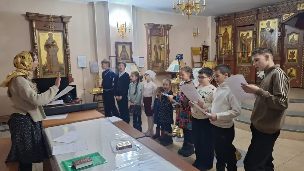 Урок в воскресной школе: первое чудо Господа и поделки для храмового вертепа