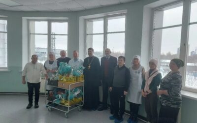 Рождественской радостью поделились прихожане Успенского собора с пациентами онкоцентра