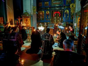 Великое повечерие с чтением Покаянного канона преподобного Андрея Критского в Успенском соборе